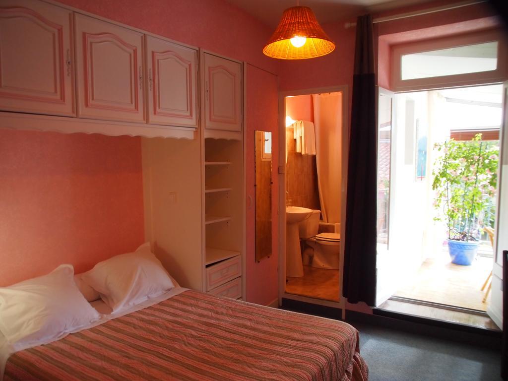 Hotel Emma Calve Millau Ruang foto