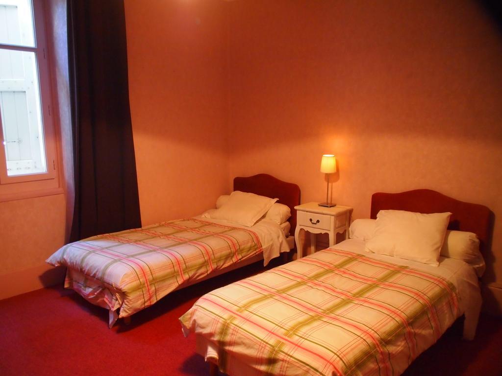 Hotel Emma Calve Millau Ruang foto