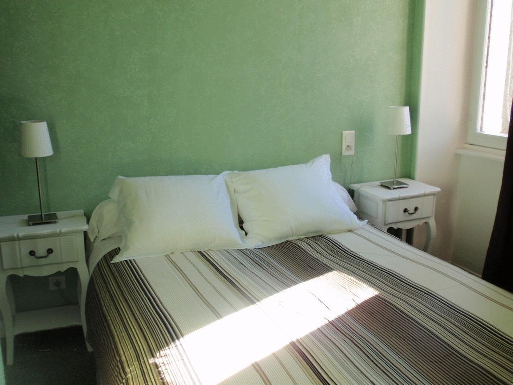 Hotel Emma Calve Millau Ruang foto