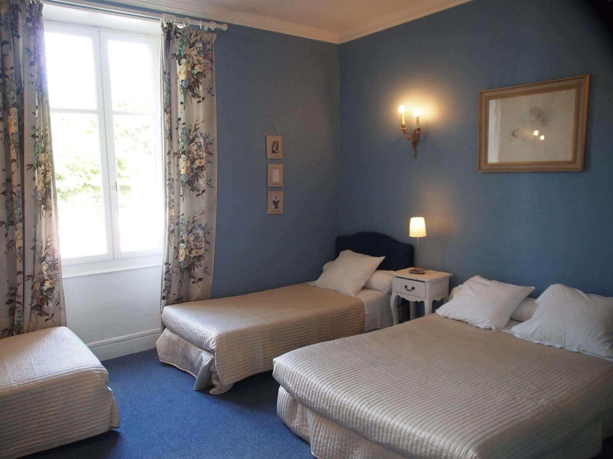 Hotel Emma Calve Millau Bagian luar foto